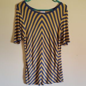 🎉$5🎉EUC LuLaRoe Gigi Size Large